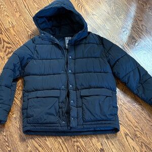 GAP Men's Black Puffer Jacket - like new